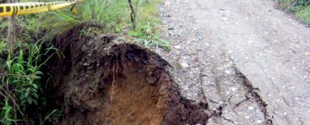 Siguen inconvenientes en vías | Cortesía | Los tipeadores también enviaron sus inquietudes. En la imagen se observa la situación de la vía Sopetrán al corregimiento Guayabal.
