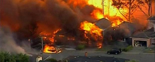 Seis personas muertas dejó explosión de tubería de gas en California | Reuters | La emergencia ocurrió el jueves a las 6 de la tarde, hora local.