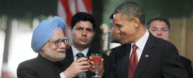 Obama apoya a India como miembro permanente del Consejo de Seguridad | AP | El presidente Barack Obama brindó el Primer Ministro de la India, Manmohan Singh.
