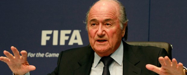 Fifa luce indefensa para combatir la corrupción | ILUSTRACIÓN ESTEBAN PARÍS