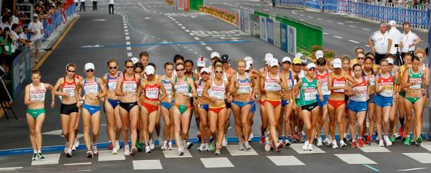 Desilusión en la marcha corta femenina | AP | Olga Kaniskina, campeona olímpica, dos veces campeona del mundo y una de Europa, conquistó con una marca de 1h29:42 su tercer título mundial consecutivo de 20 kilómetros marcha en una prueba controlada desde la salida por el equipo ruso.