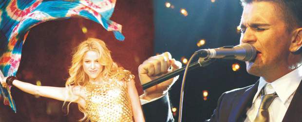 Juanes y Shakira cantarían a dúo | Archivo El Locombiano | La idea de una gira de conciertos alrededor del mundo es uno de los tópicos que quedan insinuados en las revelaciones del güiquilic sobre el disco que grabarían juntos Shakira y Juanes.