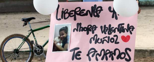 En Fortul no encajan piezas | Jaime Pérez, enviado especial-Fortul, Arauca | En cada rincón de Fortul, Arauca, se ven y escuchan llamados por la libertad de Nhora Valentina, secuestrada el 29 de septiembre por personas que, hasta el momento, no han sido identificadas.