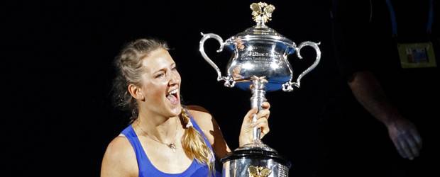 Victoria Azarenka ganó el Abierto de Australia | AP | Victoria Azarenka es la tercera tenista en ganar los títulos sencillos junior y senior en Melbourne Park.