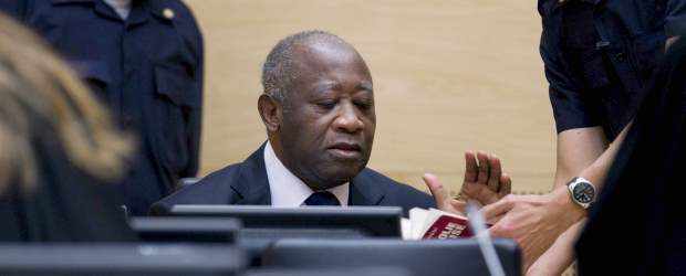 Laurent Gbagbo compareció por primera vez ante la Corte Penal Internacional | AP | cometidos durante la violencia postelectoral tras los comicios de noviembre de 2010.