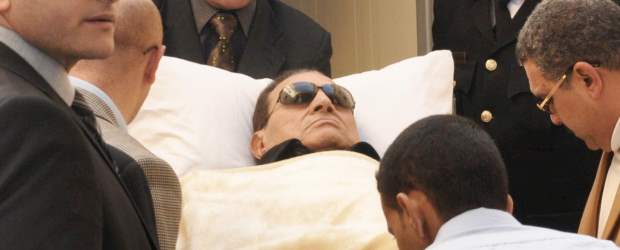 Abogado de Mubarak dice que no conocía la matanza de manifestantes | AP