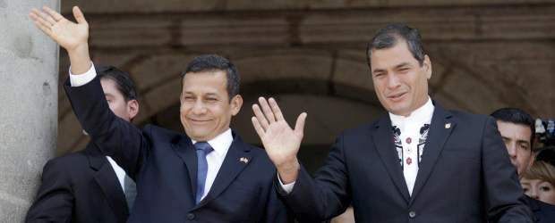 Humala y Correa criticaron a la prensa tras reunirse en Ecuador | Reuters | Correa y Humala se reunieron en en el Salón Amarillo del Palacio de Carondelet.