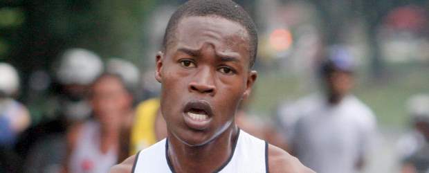 Vuelve Julius y la fiesta de la Maratón | Archivo | Julius Kipego Ketter ganó en 2008, cuando impuso el récord de la prueba: 1:02.34.