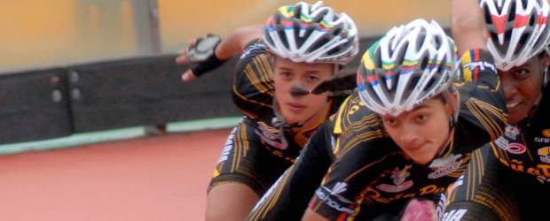 Un asalto a la casa coreana | Cortesía, Luis Ramírez, Colpressphoto-corea Del Sur | La antioqueña Fabriana Arias es la más joven del grupo que está en Corea del Sur y debutante en mundiales junto a Magda Garcés, Andrés Agudelo, Andrés Ocampo, todos de la categoría juvenil. Dice que quiere una medalla de oro.