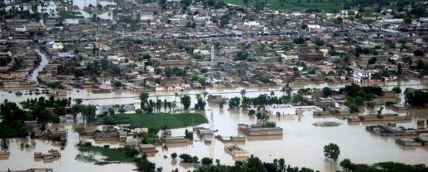 Ayuda mundial para inundaciones en Pakistán suma 800 millones | La ayuda económica a Pakistán ha superado las expectativas.