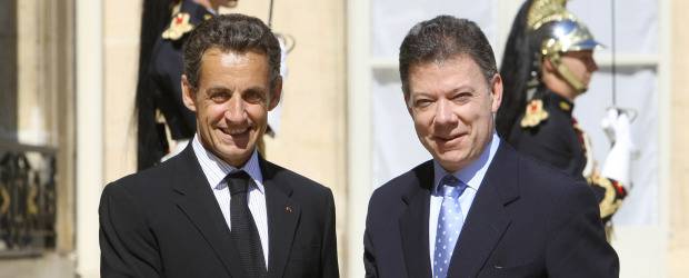 Santos designó a Juan Camilo Restrepo como ministro de Agricultura | AP | El anuncio de su ministro de Agricultura fue hecho por Juan Manuel Santos tras reunirse en París con Nicolas Sarkozy.