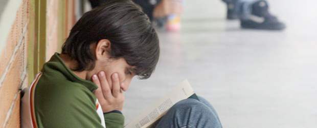 Sin ánimo de lucro seguirá la educación | Archivo | Juan Manuel Santos dijo que el Gobierno se había comprometido a presentar el proyecto cuando estuviera consensuado pero que el punto del ánimo de lucro tal vez no era momento de introducirlo, "de pronto no hay el ambiente".
