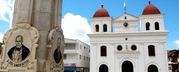 Por los municipios | Achivo | A partir de las tres y media de la tarde en el Concejo del municipio se llevará a cabo un acto para conmemorar los 100 años del nacimiento de Luis Arcila Ramírez, quien fue congresista, educador y cofundador de varias obras.
