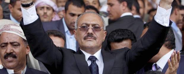 El presidente de Yemen firmó un acuerdo para la entrega del poder | AP |