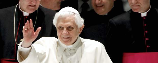 Papa consternado, tras conocer casos de curas pederastas en Alemania | Reuters | El Papa Benedicto XVI está preocupado por las revelaciones sobre sacerdotes pederastas en Alemania.