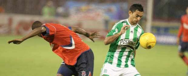 Martín Arzuaga y Jairo Patiño, las bajas | Juan Antonio Sánchez | Marino García y Ezequiel Maggiolo, durante el clásico del miércoles pasado.