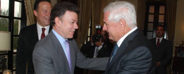 Santos se reunió con el presidente de Panamá, Ricardo Martinelli | Cortesía | Juan Manuel Santos se reunió con Ricardo Martinelli en el palacio presidencial de Las Garzas.