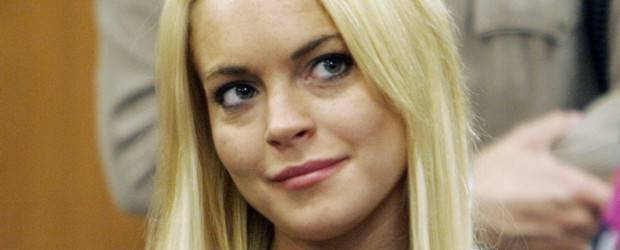 Lindsay Lohan salió de prisión e ingresó a un centro de rehabilitación | AP | Lindsay Lohan salió de pisión porque no ha cometido crímenes violentos. Su condena la terminará de pagar en el centro de rehabilitación.