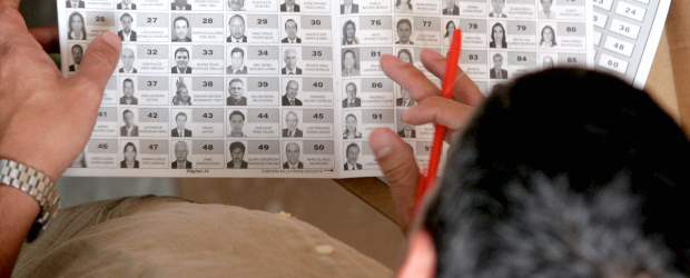 Este domingo, el poder está en sus manos | Archivo | Serán 32 gobernadores, 1.102 alcaldes, 418 diputados, 12.061 concejales y 4.958 ediles.