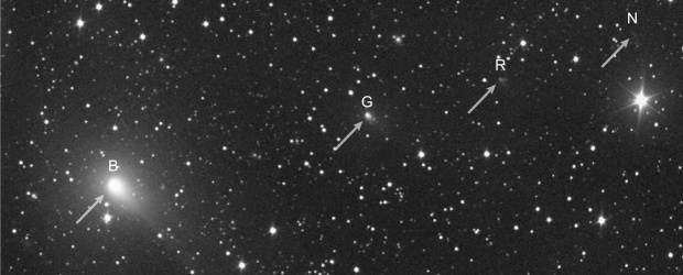 El cometa que chocó con la Tierra y nos dejó helados | Cortesía Hubble | La fragmentación de cometas no es diaria, pero no es evento raro. En la foto se ven tres pedazos del cometa 73P/Schwassman-Wachmann desintegrado en 2006. Un hecho similar habría ocurrido hace miles de años y pudo afectar la Tierra.