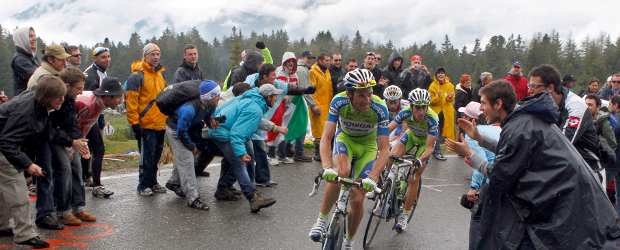 Basso se apoderó del Giro | AP | El italiano Ivan Basso (Liquigas) se convirtió este viernes en el nuevo líder del Giro de Italia.