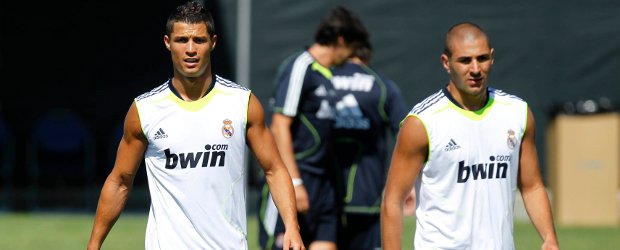 Cristiano Ronaldo, listo para ser CR7 | Reuters | Cristiano Ronaldo y Karim Benzema durante la práctica de este jueves del Real Madrid en las instalaciones de la Universidad de California en Los Ángeles.
