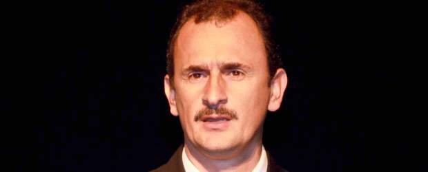 Rionegro conjuga el verbo transformar | Raúl Palacios, Colprensa-Bogotá | El gobernante de Rionegro, Alcides Tobón, al recibir el galardón como Alcalde Incluyente, otorgado por la fundación Colombia Líder.
