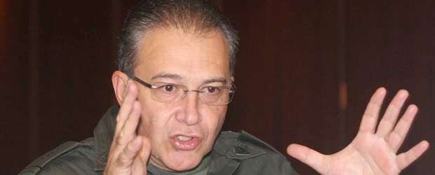 Justicia ecuatoriana reabrió proceso contra el general Naranjo | Archivo | Un primer caso contra el general Óscar Naranjo había sido cerrado.