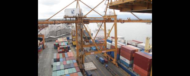 Pago de aranceles, el coco de importadores | Robinson Sáenz | Las importaciones de bienes y servicios se consolidan como una actividad que trae desarrollo económico a sus industrias y bienestar a los consumidores nacionales, quienes pueden acceder a productos foráneos más baratos e incluso de mejor calidad. Sin embargo los aranceles los hacen más costosos.