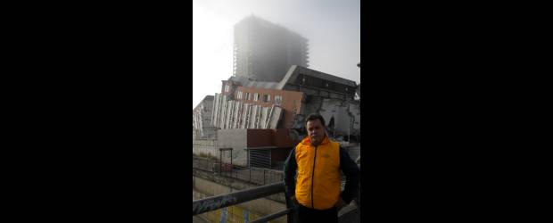 Concepción, 78 días después del terremoto | Cortesía | El alcalde Patricio Kuhn comentó que no ha tenido contacto con Colombia en la recuperación de Concepción, pero que siente mucha simpatía por este país. En la foto, el mandatario en una de las zonas más afectadas de la ciudad.