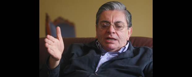 Otro paso en lucha contra dosis mínima | Archivo | El ministro del Interior, Fabio Valencia, insistió en que la ley que prohíbe el porte y uso de la dosis mínima de drogas, no penaliza a los adictos.