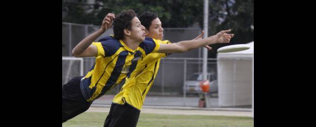 El ultimate juega en la cancha y es visto en la red | Edwin Bustamante | La Universidad Eafit logró el primer gran triunfo del torneo, tras vencer a Intec de República Dominicana, con un apretado marcador de 12-8.