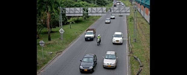 ¿Carros nuevos con cupo? | Por el área metropolitana del Valle de Aburrá se estima que circulan poco más de 800 mil carros.
