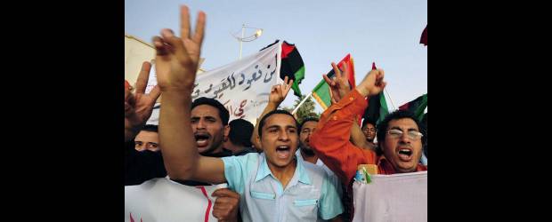 La construcción de ciudadanía, razón de ser de la democracia | Reuters, Bengasi-libia | Las protestas de cientos de miles de ciudadanos en Bengasi son muestra real de la falta de democracia en Libia.