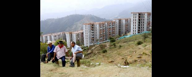 Aumenta pobreza en San Cristóbal | Archivo | La creación de la comuna 17 considera las particularidades de la población ubicada en San Cristóbal a partir de los procesos urbanísticos recientes.