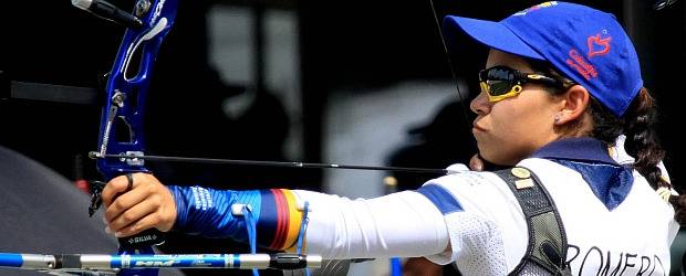 Un año dorado para el ciclo olímpico colombiano | Donaldo Zuluaga | La colombiana Sigrid Romero, una de las figuras del país en tiro con arco en los pasados Juegos Suramericanos Medellín 2010.