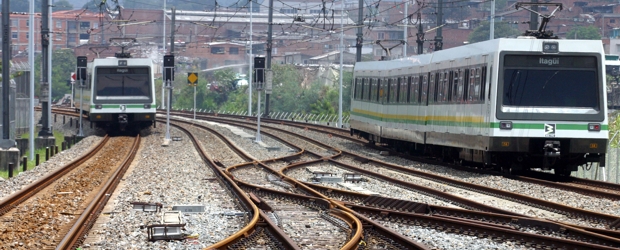 se permiten perros en los trenes de metro