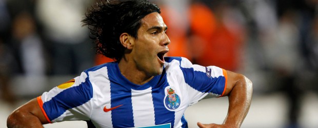 Porto, con Falcao, James y Guarín, podría proclamarse campeón este domingo | Reuters | El Porto, donde juegan los colombianos Falcao García, Fredy Guarín y James Rodríguez, podría coronarse campeón este fin de semana de la liga portuguesa.