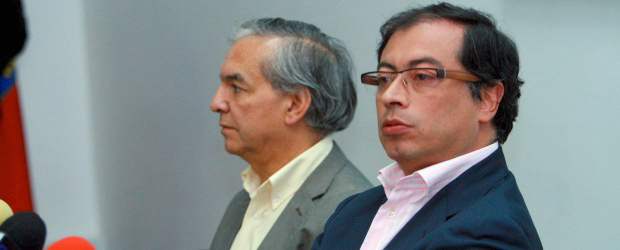 Petró culpó a una “mano peluda” de la caída en acciones de la EEB | Colprensa | El alcalde electo, que asumirá su mandato el próximo primero de enero, señaló que "es temerario y calumnioso decir que por mi culpa cayeron las acciones".