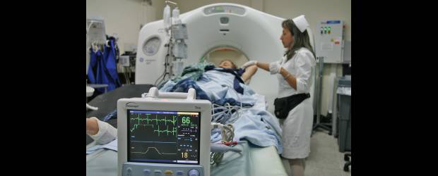 Reingeniería para curar la salud | Archivo | Con un gran porcentaje de colombianos insatisfechos con el actual sistema de salud, el próximo Presidente deberá resolver qué hacer para garantizar, de manera viable, este derecho.