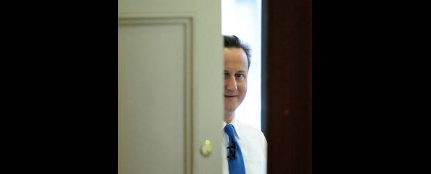 Conservadores británicos, a las puertas del poder | Toby Melville, Reuters - Londres , Inglaterra | Según las últimas encuestas, los conservadores de David Cameron necesitaban 19 escaños más para lograr la mayoría absoluta, es decir 326 de los 650.