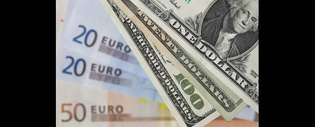 España y Corea elevan precio del dólar | Bloomberg | Debido a la crisis que se mantiene en buena parte de Europa, el dólar sigue reaccionando frente a otras monedas como el peso y el euro.