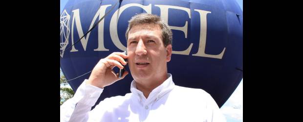 Comcel aspira a educar en la experiencia de los datos | Donaldo Zuluaga | Juan Carlos Archila, presidente de Comcel, dice que acatan las decisiones de la CRC y aspiran a que no se les tilde como competidor dominante.
