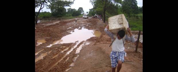 El país ya está pensando en la reconstrucción | Archivo | La reconstrucción de vías debe hacerse con estudios previos que ayuden a no repetir los daños de este año.
