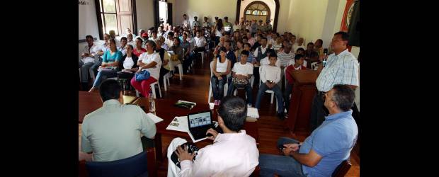 En el sur se teje propuesta contra la delincuencia | Manuel Saldarriaga | Con líderes comunitarios de los barrios limítrofes de Medellín, Itagüí y La Estrella y las autoridades se realizó en Ditaires el encuentro por la convivencia.