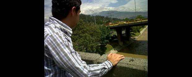 La ciudadanía habla del agua | Perla Toro Castaño | Lucas Cardona, abogado y politólogo, fue el ciudadano que propuso el tema que desarrolló esta twittercrónica. Según su visión, en el Valle de Aburrá debe existir un instituto que se ocupe solamente de los temas relacionados con el agua: inclusión, cuidado y manejo integral son algunas de las recomendaciones.