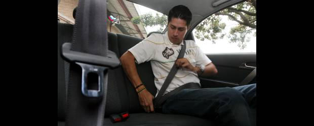 Conozca la seguridad pasiva | | Que no lo engañe el nombre. No porque se llame seguridad pasiva no funciona, al contrario, cinturón, bolsas de aire y carrocería son muy importantes a la hora de evitar que salga lastimado en una colisión.