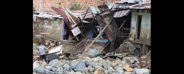 Damnificados necesitan de su solidaridad | Donaldo Zuluaga | Durante la campaña pasada, en diciembre de 2010, se recolectaron 10.200 millones de pesos con lo que se construirán y reubicarán 700 familias.