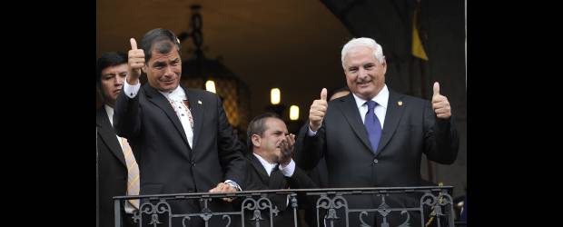 Un triunfo con sabor a derrota para Correa | Rodrigo Buendia, Afp - Quito, Ecuador | El presidente de Ecuador, Rafael Correa, defiende la creación de una comisión para depurar magistrados, así como regular la prensa.