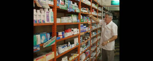 "Se acabó la guachafita de la salud", dice Santos | Archivo | Más de 1.000 medicamentos ya están sometidos al régimen de control de precios definido por el Gobierno para controlar los abusos en el comercio y en las EPS. El tema se debate desde hoy en el Foro Farmacéutico, de la Andi